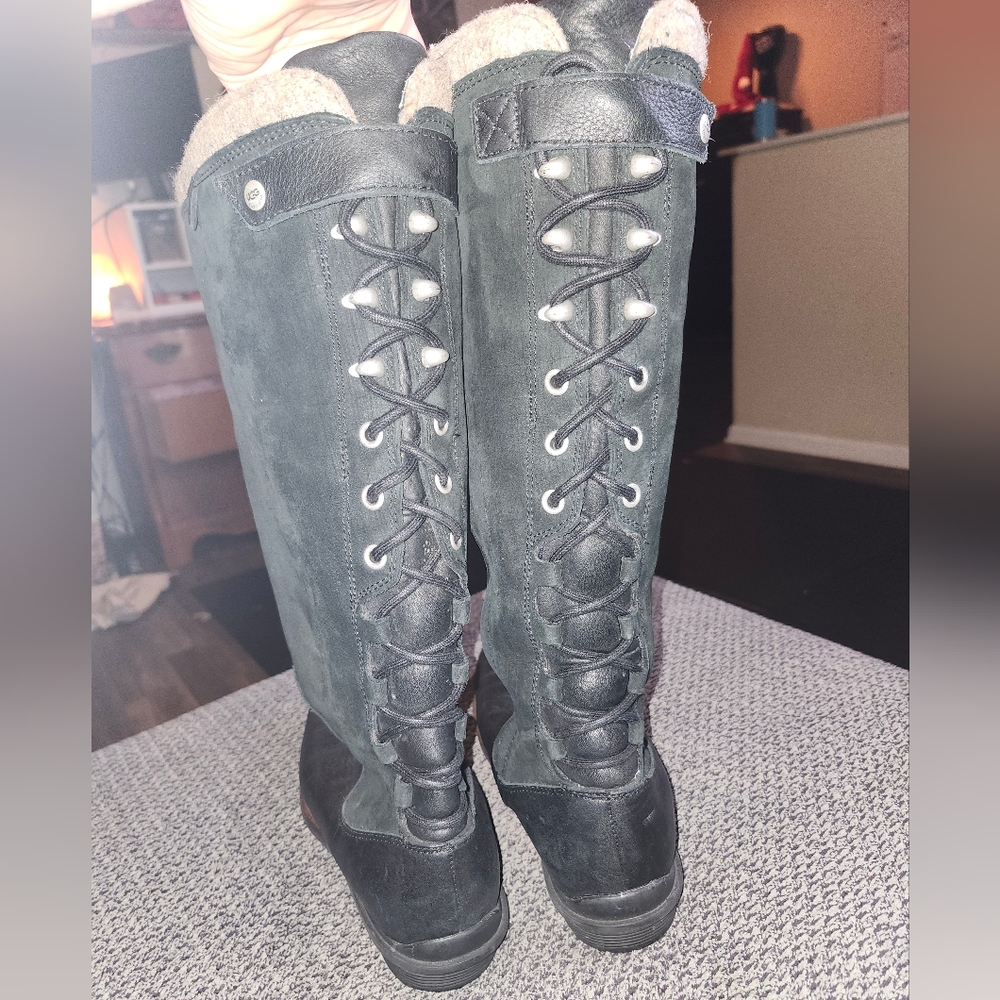 UGG Black Lace Up Boot